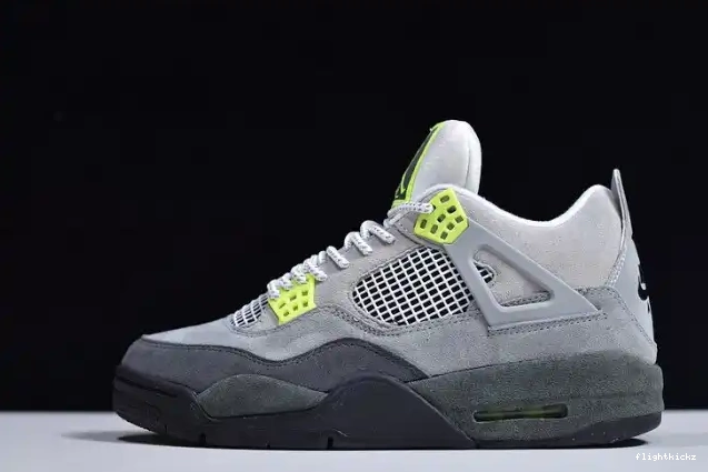 SE 4 Air Jordan Neon CT5342-007 0427